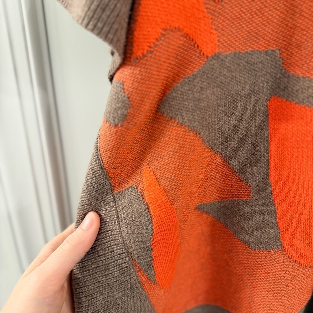 Salmon and Taupe Abstract Sweater Poncho (xs/s) - Picture 2 of 7